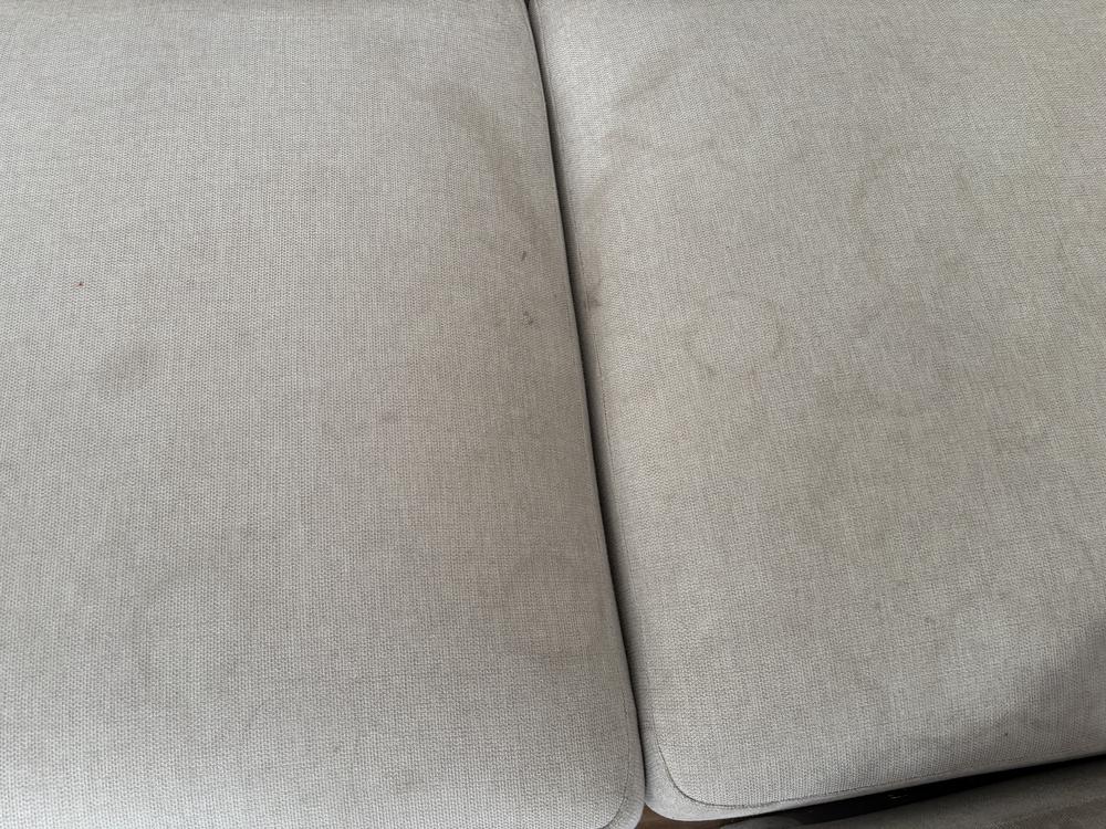 Before photo of the lounge cleaning job in Beldon 